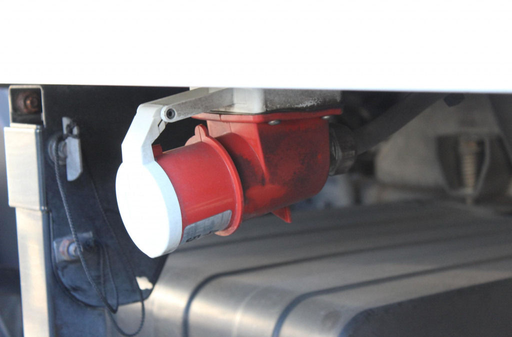 MAN TGM 15.250 TK T-800R Klima Strom Tür LBW - Lastebil med kjøl: bilde 4 MAN TGM 15.250 TK T-800R Klima Strom Tür LBW - Lastebil med kjøl: bilde 4