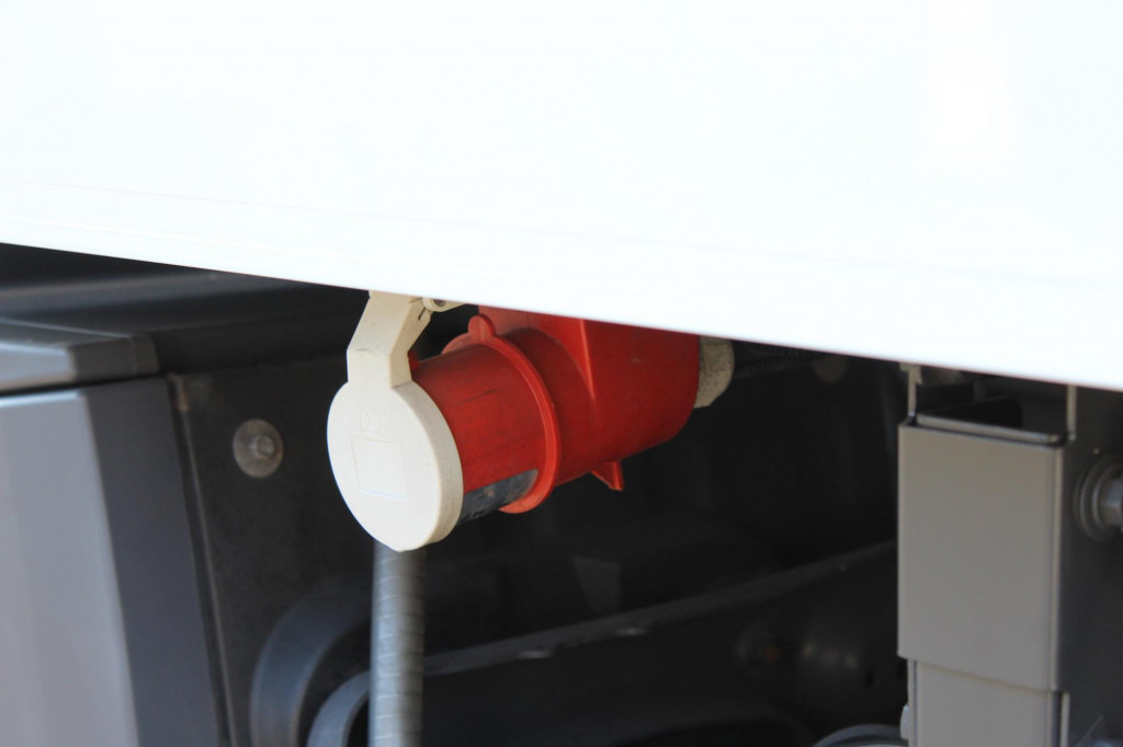 Mercedes-Benz Actros 1830 E6 TK T-1200R Multi Bi-Temp LBW AHK - Lastebil med kjøl: bilde 4 Mercedes-Benz Actros 1830 E6 TK T-1200R Multi Bi-Temp LBW AHK - Lastebil med kjøl: bilde 4