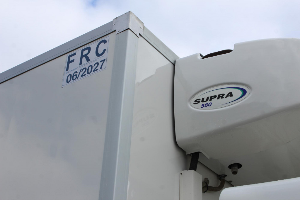 Renault D 12 Carrier Supra 550 Strom Tür LBW FRC 2027 - Lastebil med kjøl: bilde 5 Renault D 12 Carrier Supra 550 Strom Tür LBW FRC 2027 - Lastebil med kjøl: bilde 5