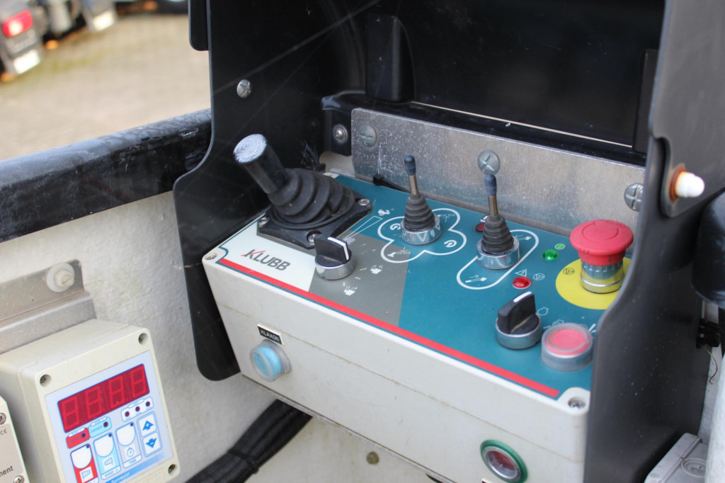 Renault Master Bühne KLUBB 11m 2 Personen Korb 200kg - Billift: bilde 4 Renault Master Bühne KLUBB 11m 2 Personen Korb 200kg - Billift: bilde 4