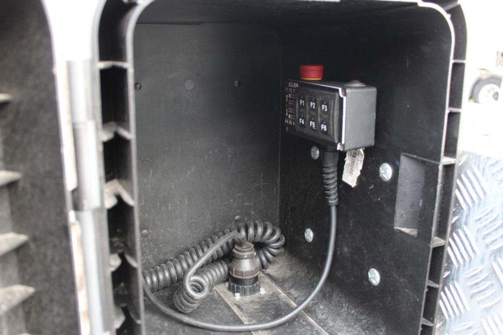 Renault Master Bühne KLUBB 11m 2 Personen Korb 200kg - Billift: bilde 5 Renault Master Bühne KLUBB 11m 2 Personen Korb 200kg - Billift: bilde 5