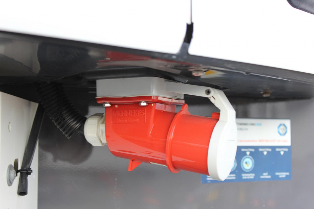 SCHMITZ TK SLXi 300 Rolltor Strom Aluboden RENT MIETE - Kjølesemi: bilde 5 SCHMITZ TK SLXi 300 Rolltor Strom Aluboden RENT MIETE - Kjølesemi: bilde 5