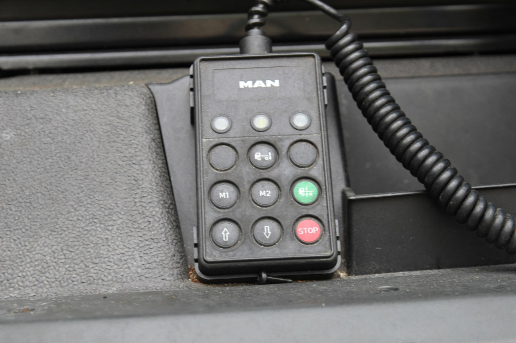 MAN TGX 18.500 XXL Standklima Navi Xenon Retarder - Trekkvogn: bilde 2 MAN TGX 18.500 XXL Standklima Navi Xenon Retarder - Trekkvogn: bilde 2