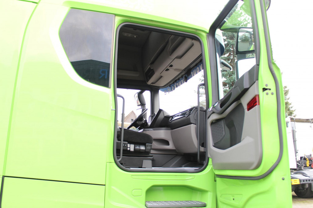 Scania S 500 Retarder Kühlbox Alufelgen Navi Vollspoiler - Trekkvogn: bilde 2 Scania S 500 Retarder Kühlbox Alufelgen Navi Vollspoiler - Trekkvogn: bilde 2