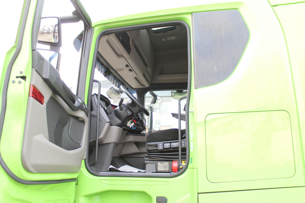 Scania S 500 Retarder Kühlbox Alufelgen Navi Vollspoiler - Trekkvogn: bilde 5 Scania S 500 Retarder Kühlbox Alufelgen Navi Vollspoiler - Trekkvogn: bilde 5