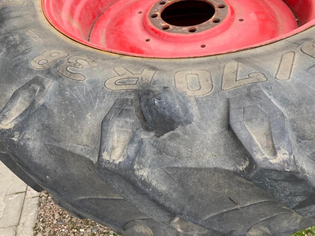 Traktor Fendt Komplettrad 420/70 R28 und 520/70 R38: bilde 6