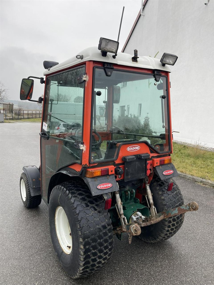 Goldoni IDEA 30HST Goldoni, Rasenmäher und Mulcher, Kabine, Frontkraftheber, Heckhubwerkanhängung - Traktor: bilde 3 Goldoni IDEA 30HST Goldoni, Rasenmäher und Mulcher, Kabine, Frontkraftheber, Heckhubwerkanhängung - Traktor: bilde 3