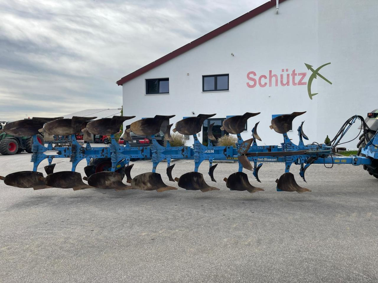 Lemken Vari Diamant 9X 6/7L100, 7-Schar Lemken Pflug mit Packerarm - Plog: bilde 1 Lemken Vari Diamant 9X 6/7L100, 7-Schar Lemken Pflug mit Packerarm - Plog: bilde 1