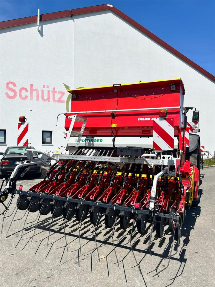 Pöttinger 3m Vitasem 302 ADD + Pöttinger Lion 303.12 WG - Kombisåmaskin: bilde 2 Pöttinger 3m Vitasem 302 ADD + Pöttinger Lion 303.12 WG - Kombisåmaskin: bilde 2