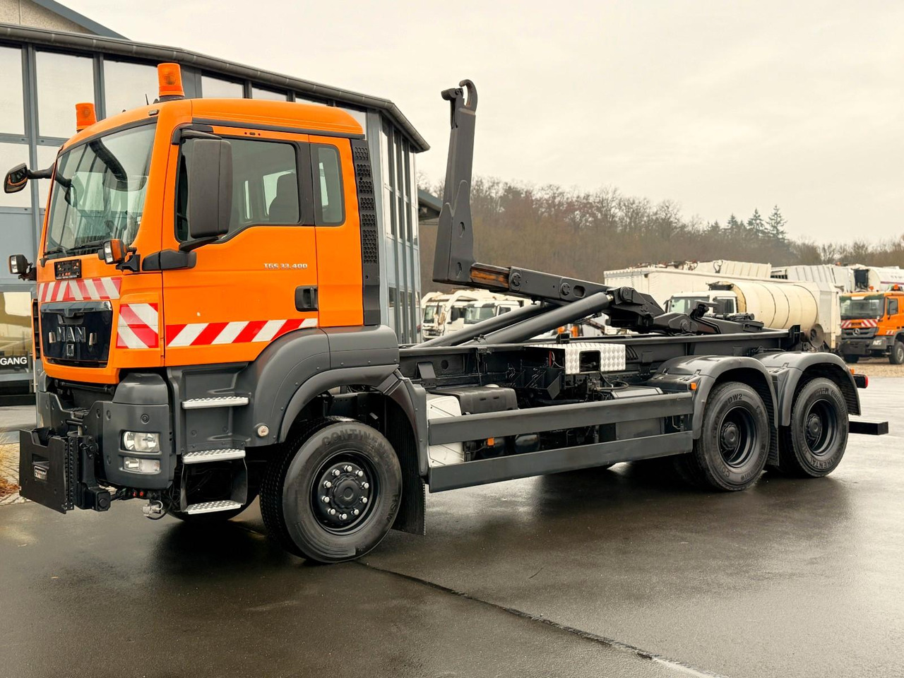 MAN TGS 33.400 6x6 Blattfederung Original 120500 km - Krokbil: bilde 1 MAN TGS 33.400 6x6 Blattfederung Original 120500 km - Krokbil: bilde 1