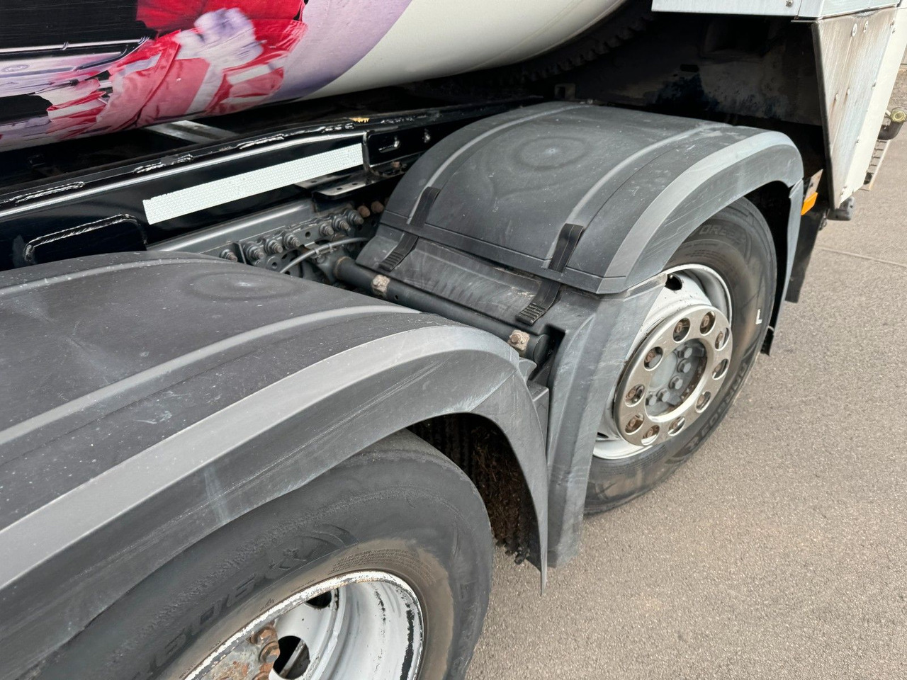 Leie Mercedes-Benz Antos 2533  6x2 Faun Rotopress 520 / Euro 6 Mercedes-Benz Antos 2533  6x2 Faun Rotopress 520 / Euro 6 Mercedes-Benz Antos 2533  6x2 Faun Rotopress 520 / Euro 6 Mercedes-Benz Antos 2533  6x2 Faun Rotopress 520 / Euro 6: bilde 6