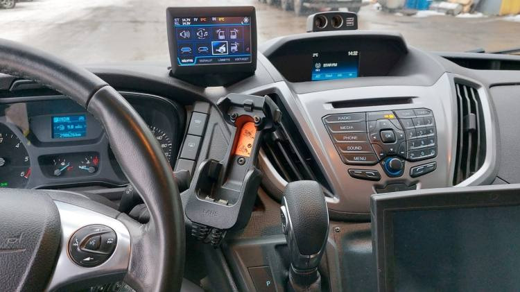 FORD TRANSIT 2,0TDI AMBULANCE KLIMA 12.2018 EURO 6, 3 UNITS - Ambulanse: bilde 4 FORD TRANSIT 2,0TDI AMBULANCE KLIMA 12.2018 EURO 6, 3 UNITS - Ambulanse: bilde 4