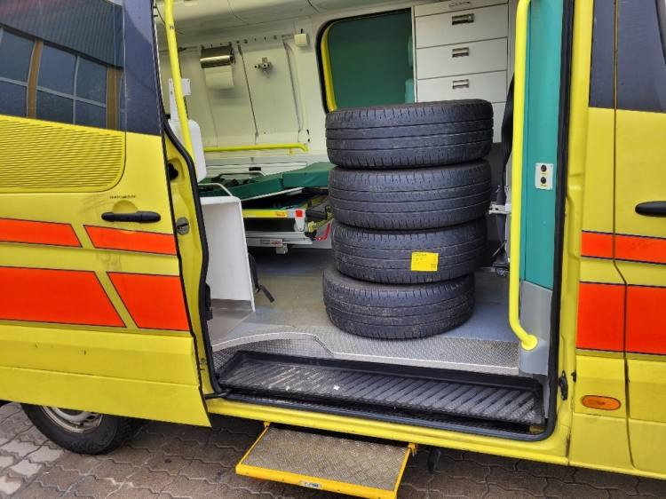 MERCEDES – BENZ SPRINTER 2.2D AMBULANCE (PROFILE) KLIMA 11.2014 EURO 5 - Ambulanse: bilde 5 MERCEDES – BENZ SPRINTER 2.2D AMBULANCE (PROFILE) KLIMA 11.2014 EURO 5 - Ambulanse: bilde 5