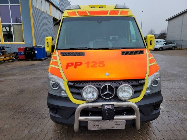 MERCEDES – BENZ SPRINTER 2.2D AMBULANCE (PROFILE) KLIMA 11.2014 EURO 5 - Ambulanse: bilde 2 MERCEDES – BENZ SPRINTER 2.2D AMBULANCE (PROFILE) KLIMA 11.2014 EURO 5 - Ambulanse: bilde 2