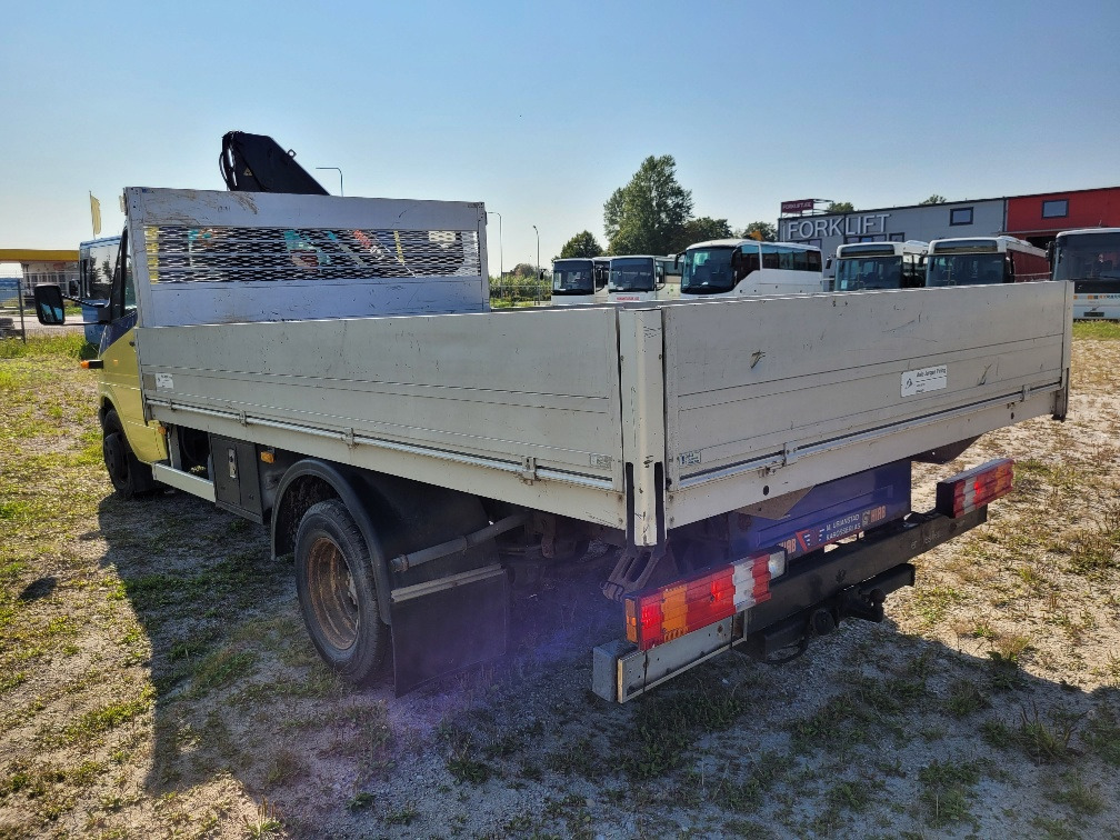 MERCEDES – BENZ SPRINTER 616CDI HIAB 027-2 Crane 10.2004 - Varebil med plan: bilde 4 MERCEDES – BENZ SPRINTER 616CDI HIAB 027-2 Crane 10.2004 - Varebil med plan: bilde 4