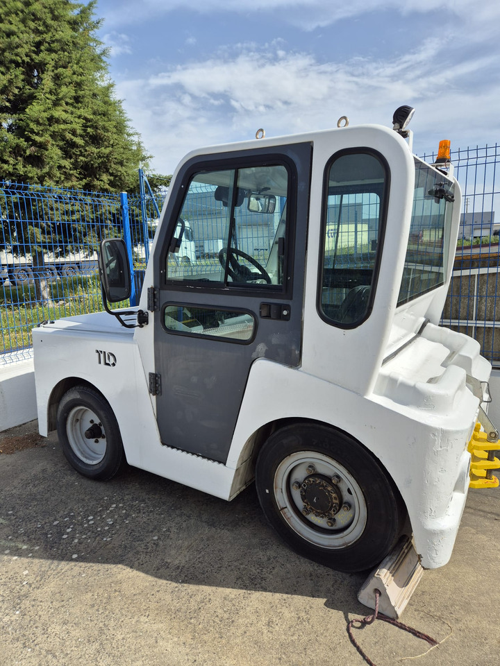 TLD JST30 - Bagasjetraktor: bilde 2 TLD JST30 - Bagasjetraktor: bilde 2