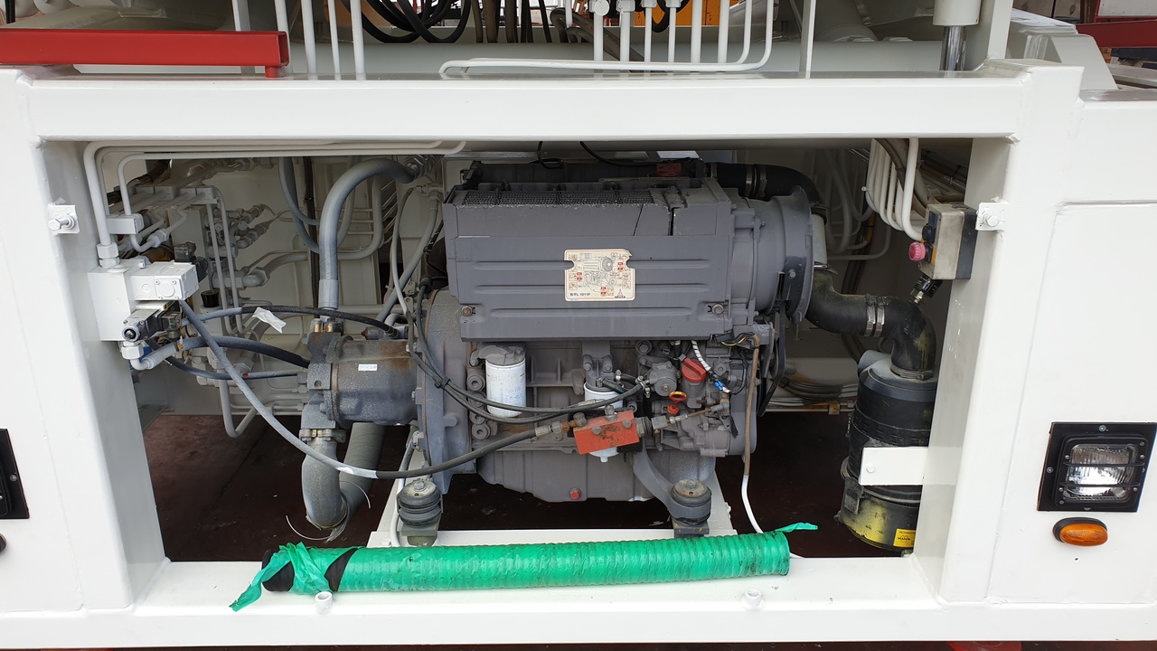 Loader Universal Trepel 70U - Lasteinnretning for containere og paller: bilde 3 Loader Universal Trepel 70U - Lasteinnretning for containere og paller: bilde 3