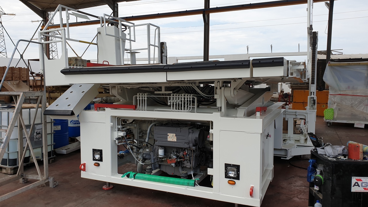 Loader Universal Trepel 70U - Lasteinnretning for containere og paller: bilde 2 Loader Universal Trepel 70U - Lasteinnretning for containere og paller: bilde 2