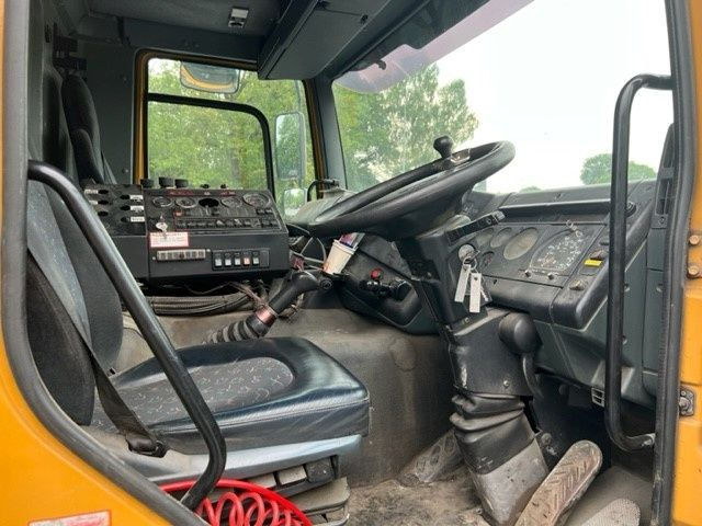 DAF CF 65 FA65.210 CF Right Hand Drive - Chassis lastebil: bilde 4 DAF CF 65 FA65.210 CF Right Hand Drive - Chassis lastebil: bilde 4