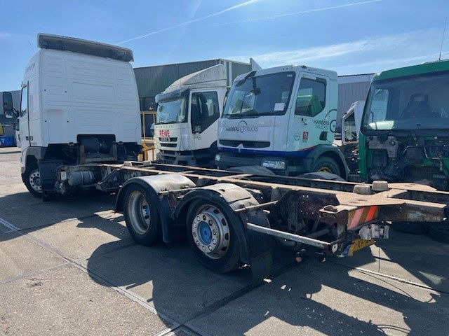 Volvo FH 12.380 FH12.380 6x2 - Chassis lastebil: bilde 2 Volvo FH 12.380 FH12.380 6x2 - Chassis lastebil: bilde 2