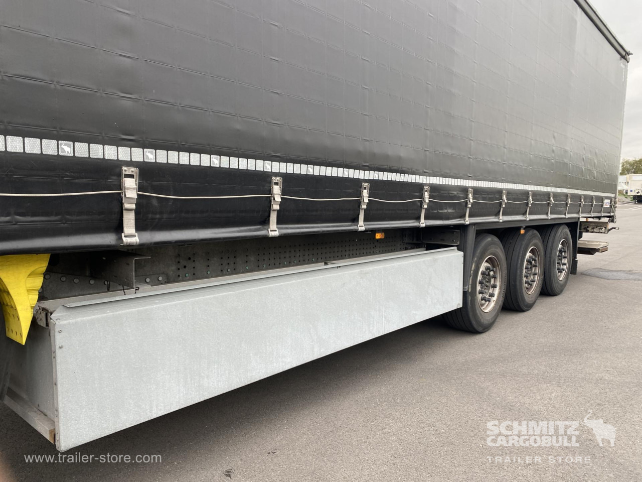 SCHMITZ Curtainsider Standard - Gardintrailer: bilde 4 SCHMITZ Curtainsider Standard - Gardintrailer: bilde 4