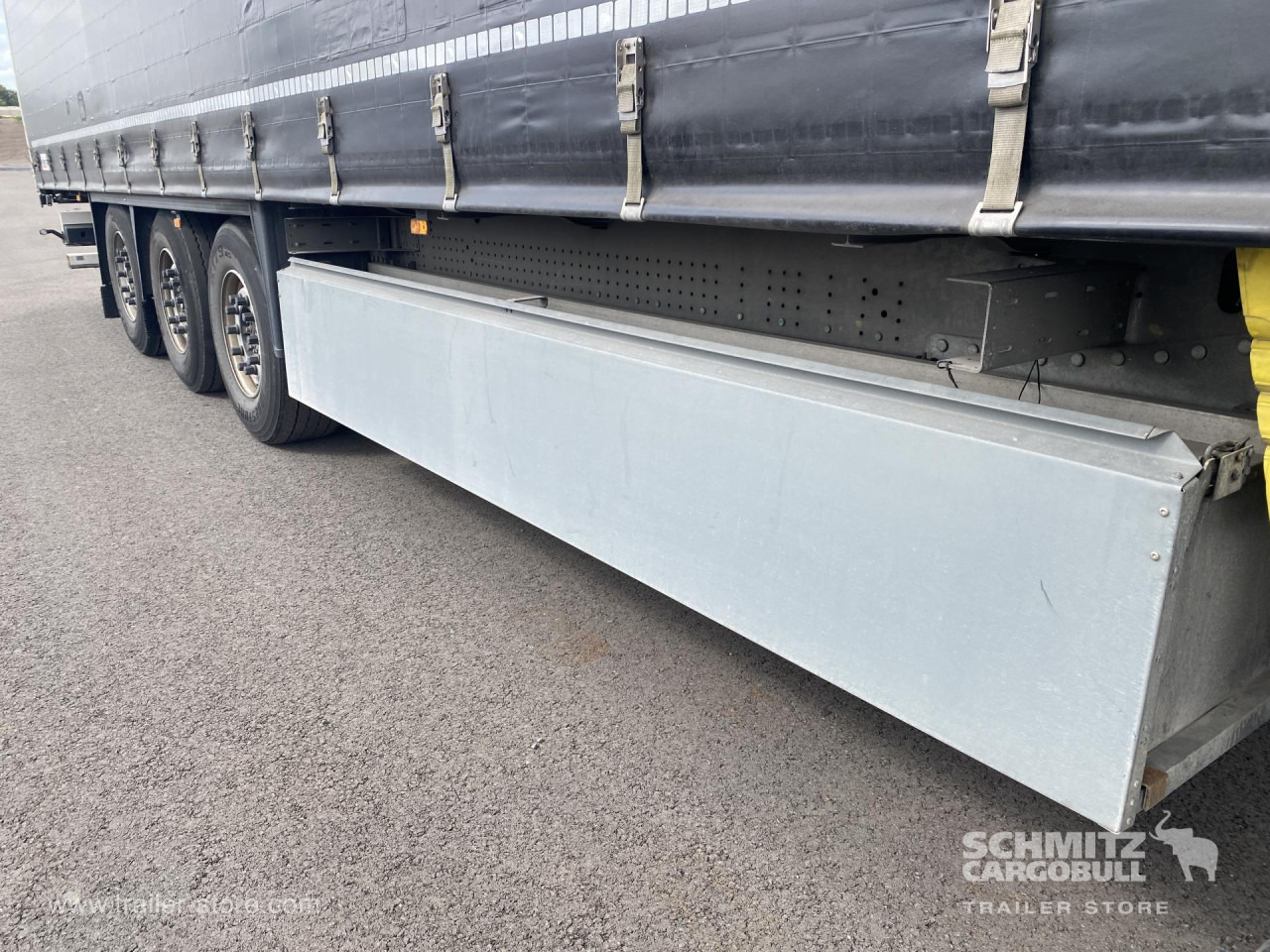 SCHMITZ Curtainsider Standard - Gardintrailer: bilde 4 SCHMITZ Curtainsider Standard - Gardintrailer: bilde 4
