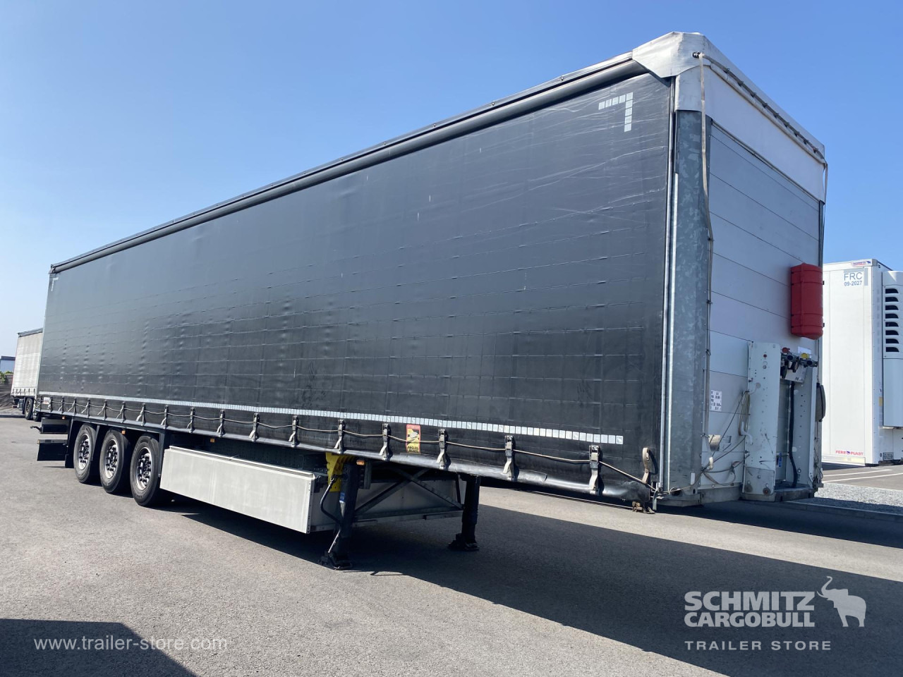SCHMITZ Curtainsider Standard - Gardintrailer: bilde 1 SCHMITZ Curtainsider Standard - Gardintrailer: bilde 1