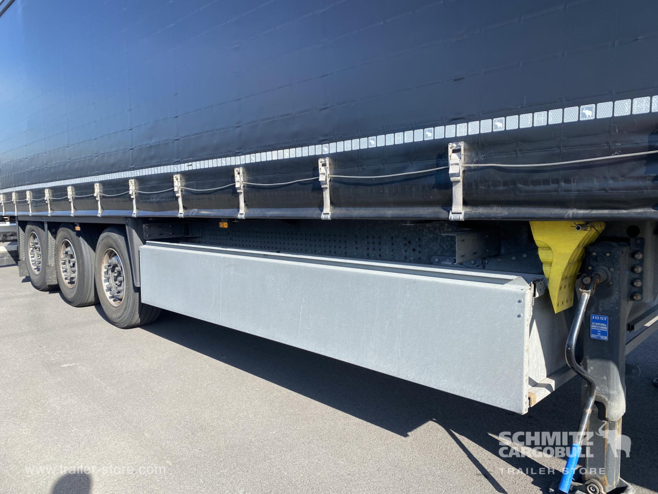 SCHMITZ Curtainsider Standard - Gardintrailer: bilde 2 SCHMITZ Curtainsider Standard - Gardintrailer: bilde 2