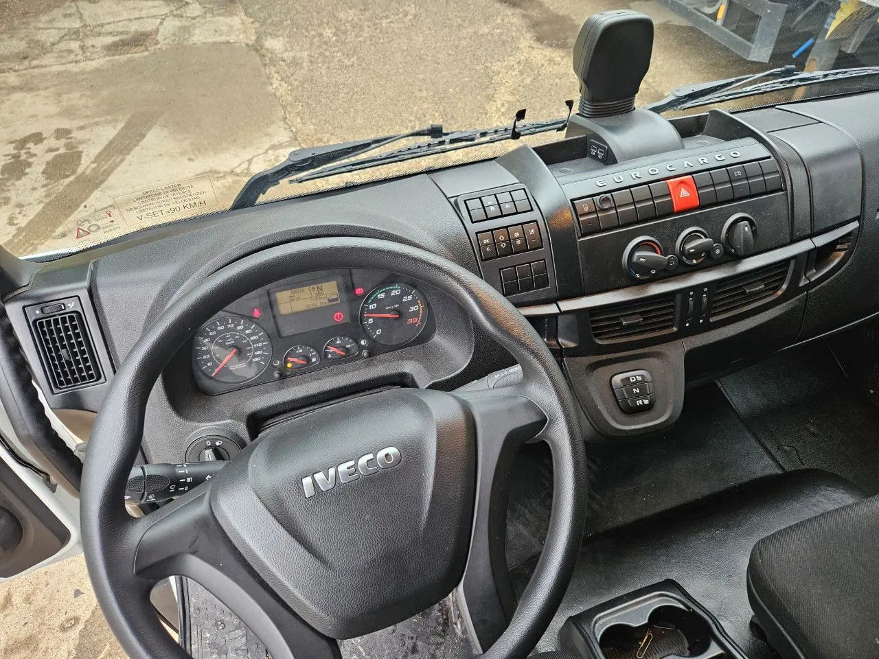 Skapbil Iveco EuroCargo 120 - 210 BOX 12t Only 7554 km: bilde 11 Skapbil Iveco EuroCargo 120 - 210 BOX 12t Only 7554 km: bilde 11