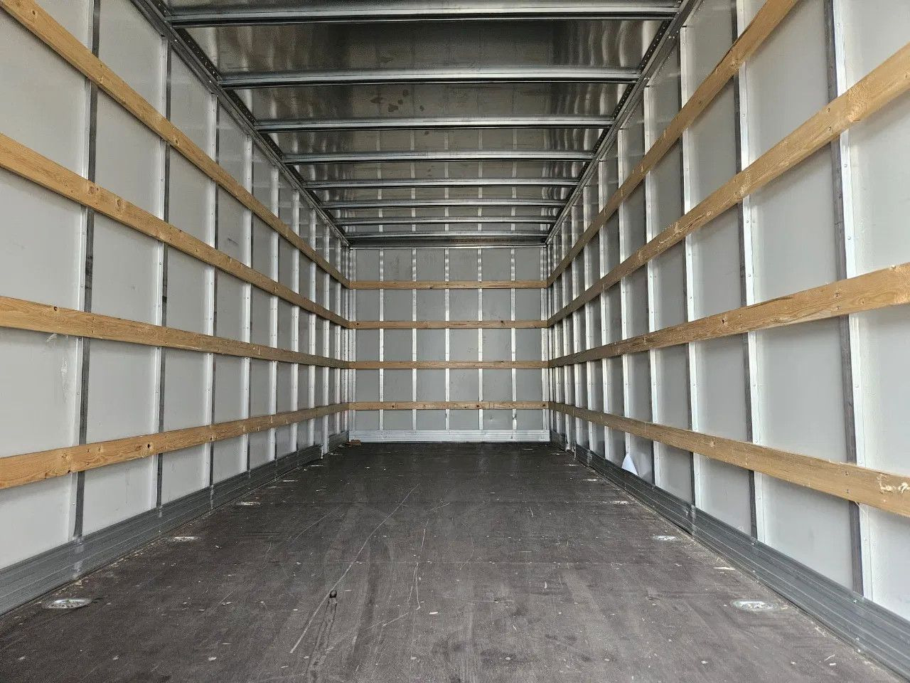 Skapbil Iveco EuroCargo 120 - 210 BOX 12t Only 7554 km: bilde 7 Skapbil Iveco EuroCargo 120 - 210 BOX 12t Only 7554 km: bilde 7