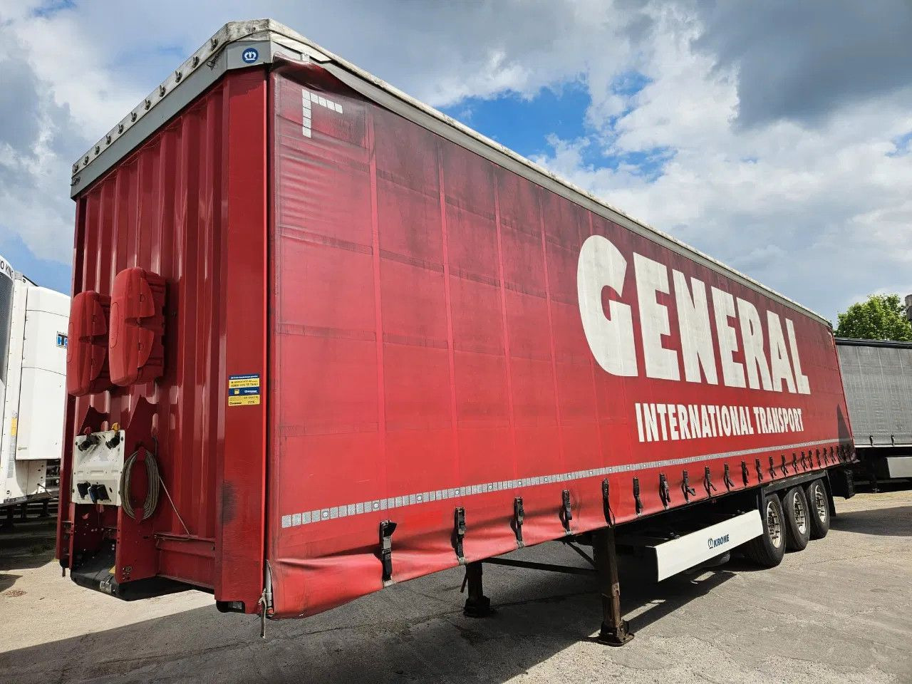 Krone SD XL Code, Lifting Axle A - Gardintrailer: bilde 1 Krone SD XL Code, Lifting Axle A - Gardintrailer: bilde 1