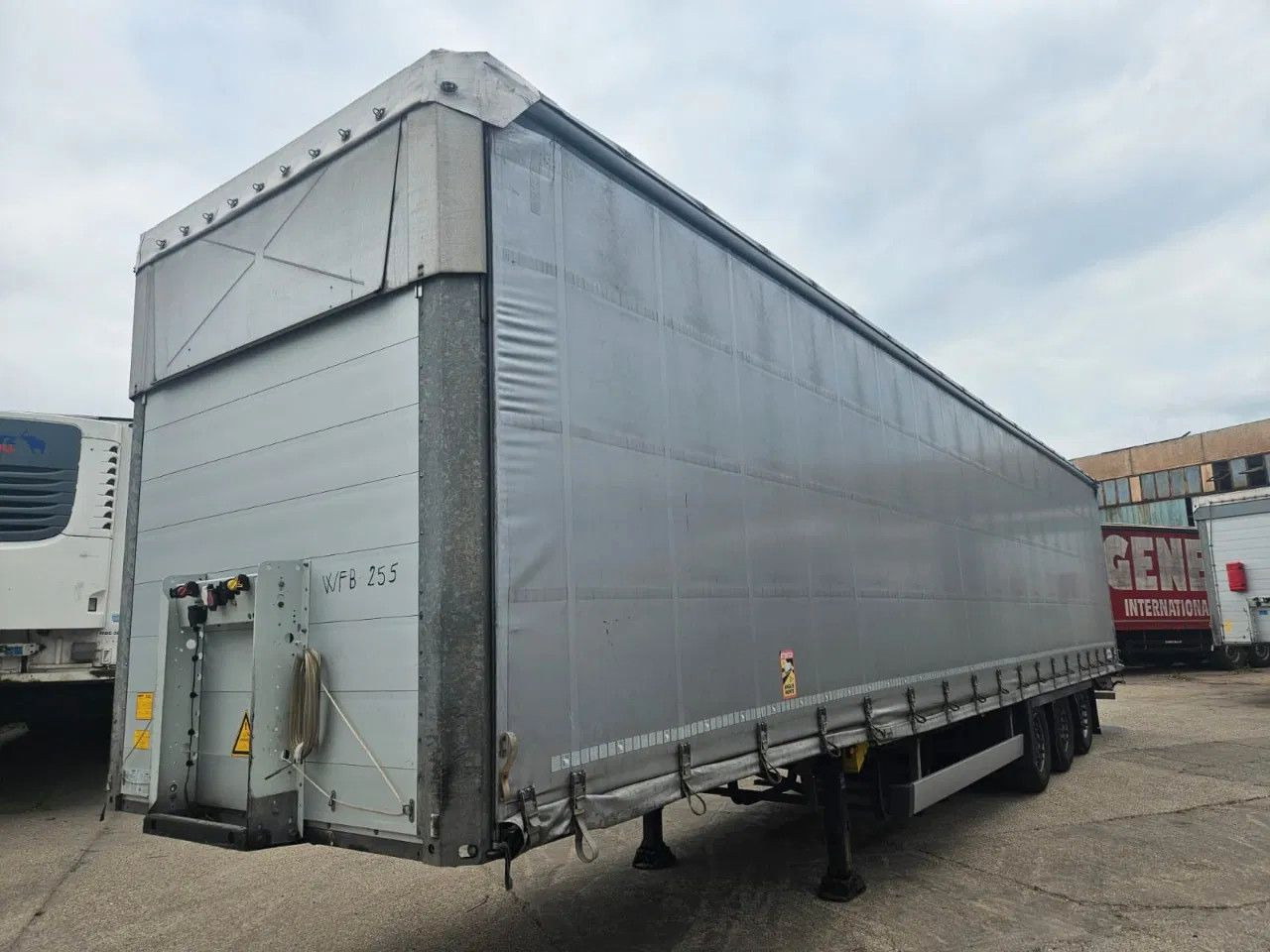 Schmitz Cargobull SCB S3T VARIOS 2 units! Lifting Axle A&C, XL Cod - Gardintrailer: bilde 1 Schmitz Cargobull SCB S3T VARIOS 2 units! Lifting Axle A&C, XL Cod - Gardintrailer: bilde 1