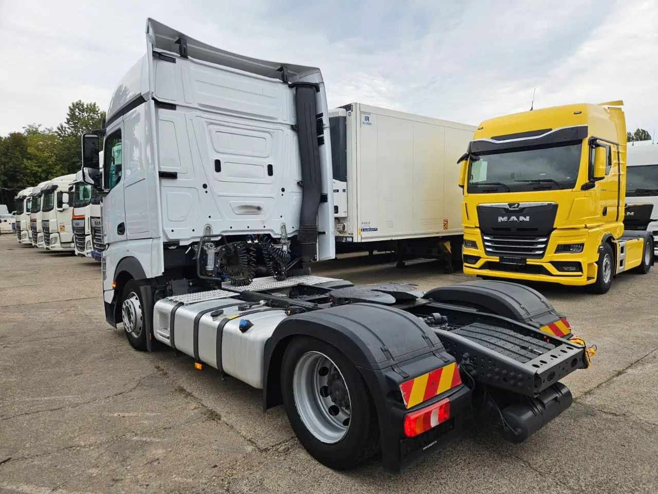 Mercedes-Benz Actros 1851 Mega, BigSpace, Standklima, 4 units - Trekkvogn: bilde 4 Mercedes-Benz Actros 1851 Mega, BigSpace, Standklima, 4 units - Trekkvogn: bilde 4