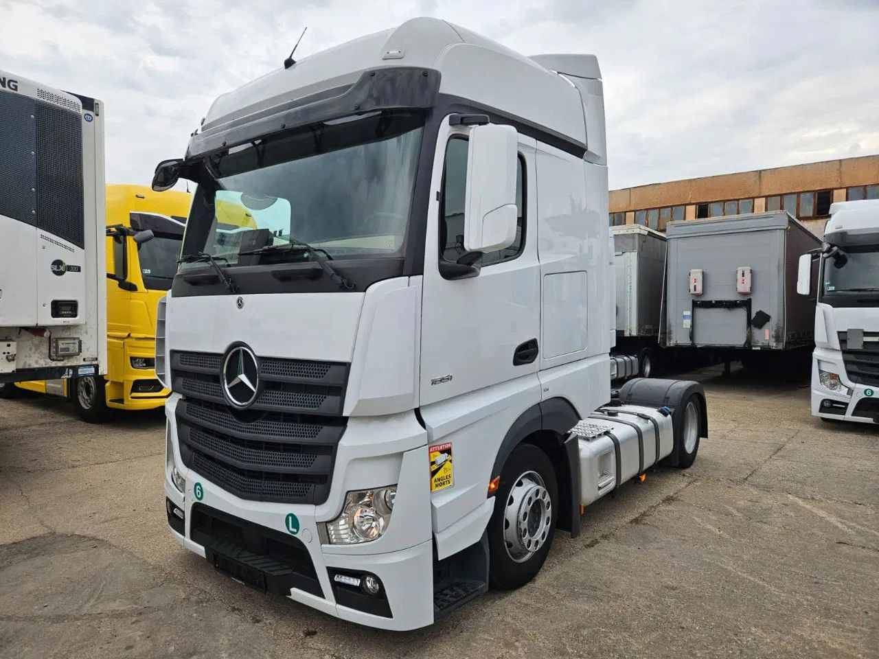 Mercedes-Benz Actros 1851 Mega, BigSpace, Standklima, 4 units - Trekkvogn: bilde 1 Mercedes-Benz Actros 1851 Mega, BigSpace, Standklima, 4 units - Trekkvogn: bilde 1