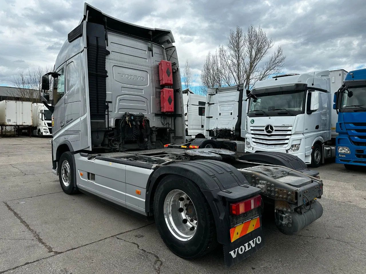 Volvo FH 500 ADR, I-Park, Alloy w. Leather seats, TV s - Trekkvogn: bilde 3 Volvo FH 500 ADR, I-Park, Alloy w. Leather seats, TV s - Trekkvogn: bilde 3