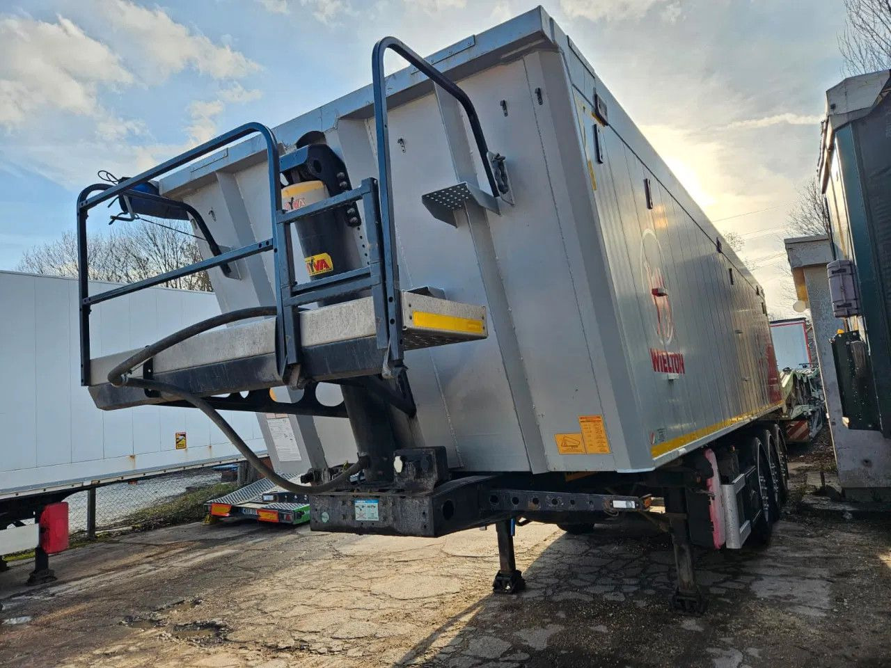 Wielton NW-3 38m3 Lifting Axle, Alloy w. - Tippsemi: bilde 3 Wielton NW-3 38m3 Lifting Axle, Alloy w. - Tippsemi: bilde 3