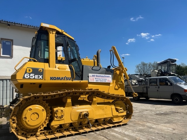 KOMATSU D65EX12 mit Ripperventil - Bulldozer: bilde 2 KOMATSU D65EX12 mit Ripperventil - Bulldozer: bilde 2