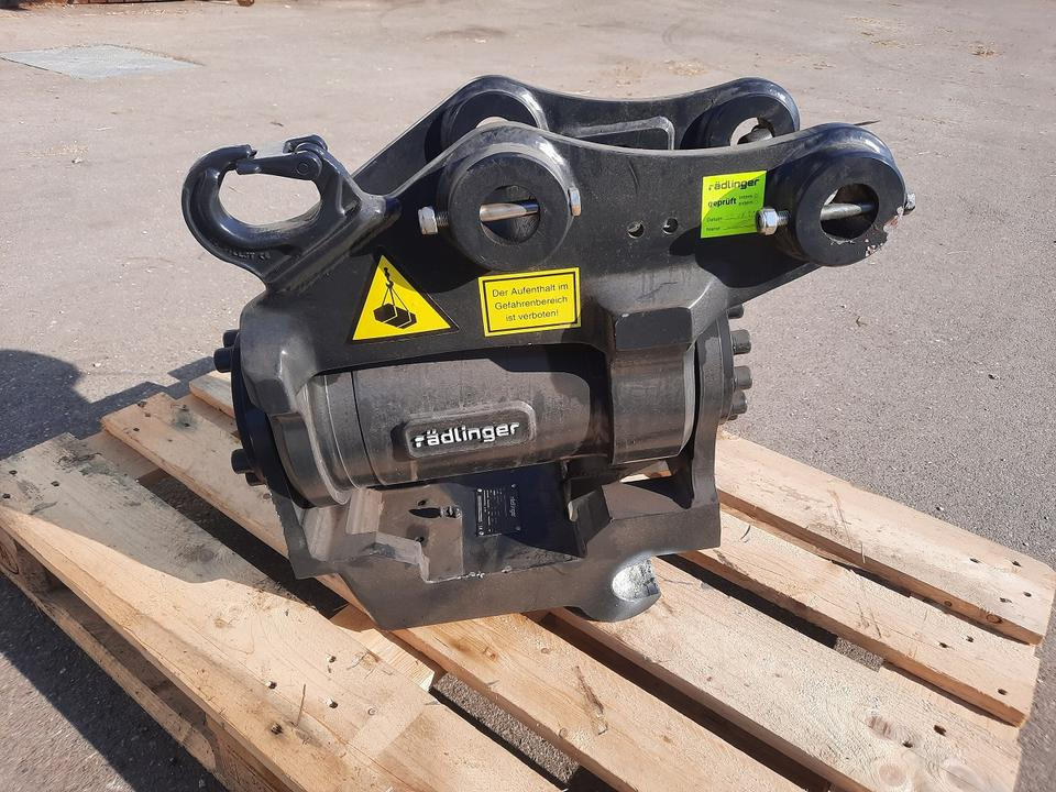 Rädlinger Tilt 4 -8 to Powertilt Minibagger MS 03 Sonderpreis Cat - Tiltrotator for Minigraver: bilde 1 Rädlinger Tilt 4 -8 to Powertilt Minibagger MS 03 Sonderpreis Cat - Tiltrotator for Minigraver: bilde 1