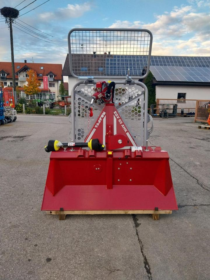 Neue Forstseilwinde Seilwinde Tajfun EGV 65 AHK SG Funk 35 45 55 - Vinsj for Skogsmaskin: bilde 1 Neue Forstseilwinde Seilwinde Tajfun EGV 65 AHK SG Funk 35 45 55 - Vinsj for Skogsmaskin: bilde 1