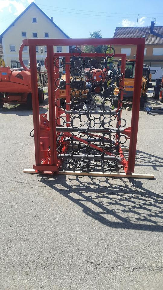 Neue Wiesenegge 6m hydraulisch Wiesenschleppe Fendt Schlepper - Gress harv: bilde 2 Neue Wiesenegge 6m hydraulisch Wiesenschleppe Fendt Schlepper - Gress harv: bilde 2