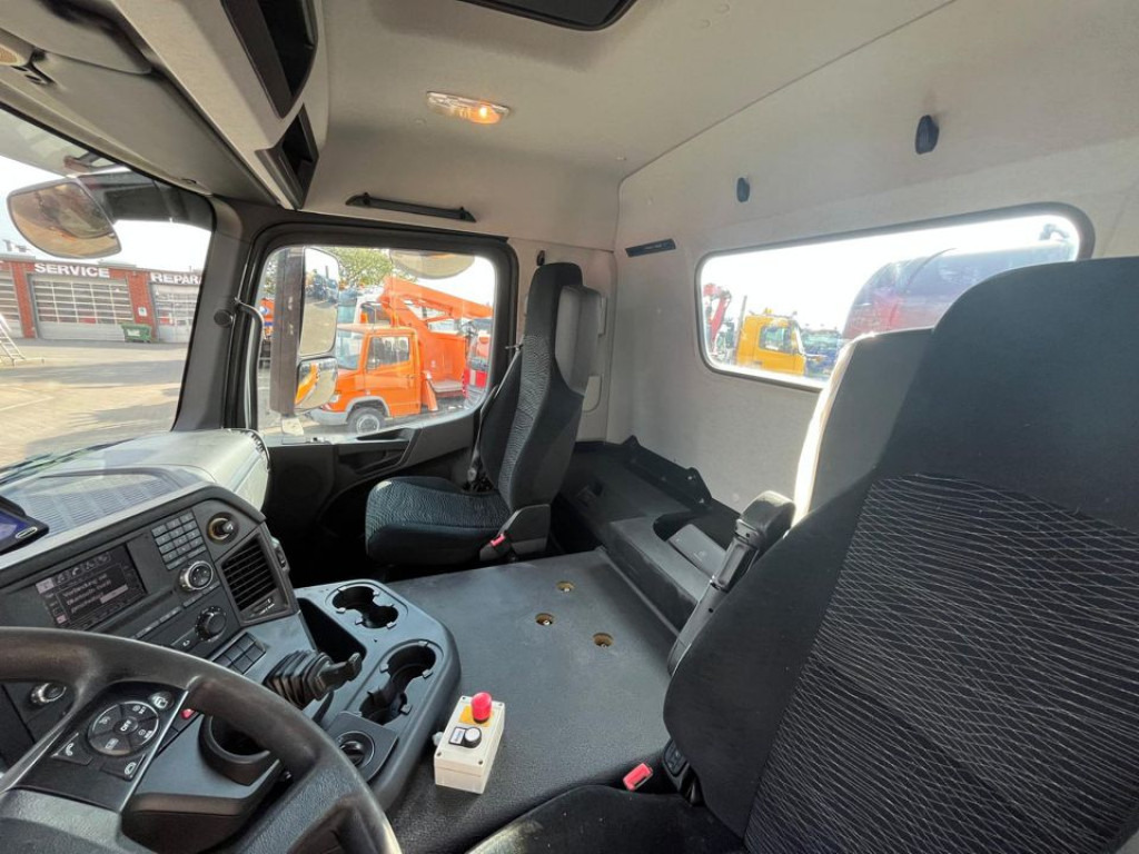 Lastebil MERCEDES-BENZ Arocs 3236 8x4 Betonmischer Deutsch Top AP Achsen: bilde 11