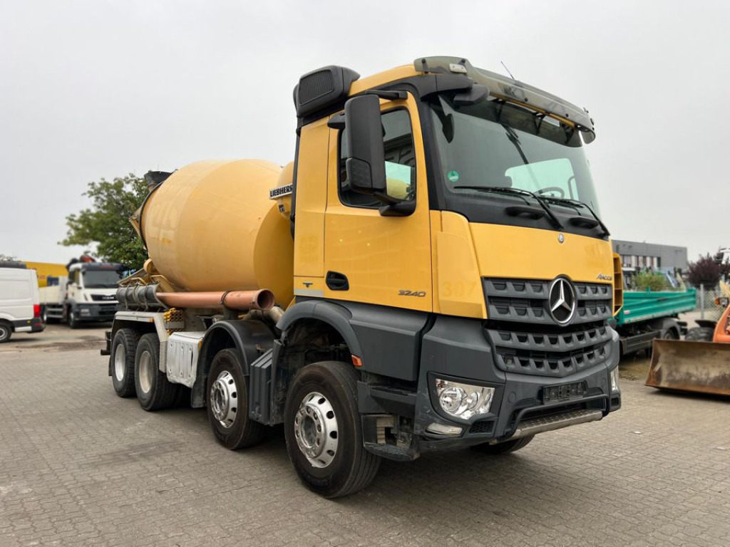 MERCEDES-BENZ Arocs 3240 B 8x4 Betonmischer Deutsch Top Liebherr - Lastebil: bilde 2 MERCEDES-BENZ Arocs 3240 B 8x4 Betonmischer Deutsch Top Liebherr - Lastebil: bilde 2