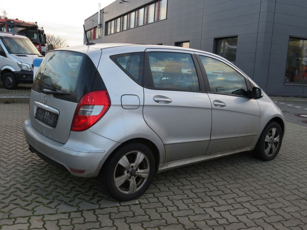 Mercedes-Benz A-Klasse 200 Avantgarde PKW - Lastebil: bilde 4 Mercedes-Benz A-Klasse 200 Avantgarde PKW - Lastebil: bilde 4