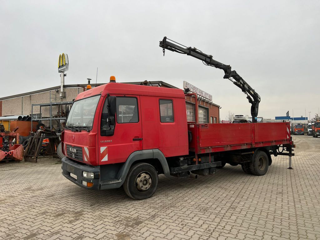 MAN LE 12.225 LC Pritsche Heckkran 6 Zylinder Doka T - Kranbil, Planbil: bilde 1 MAN LE 12.225 LC Pritsche Heckkran 6 Zylinder Doka T - Kranbil, Planbil: bilde 1