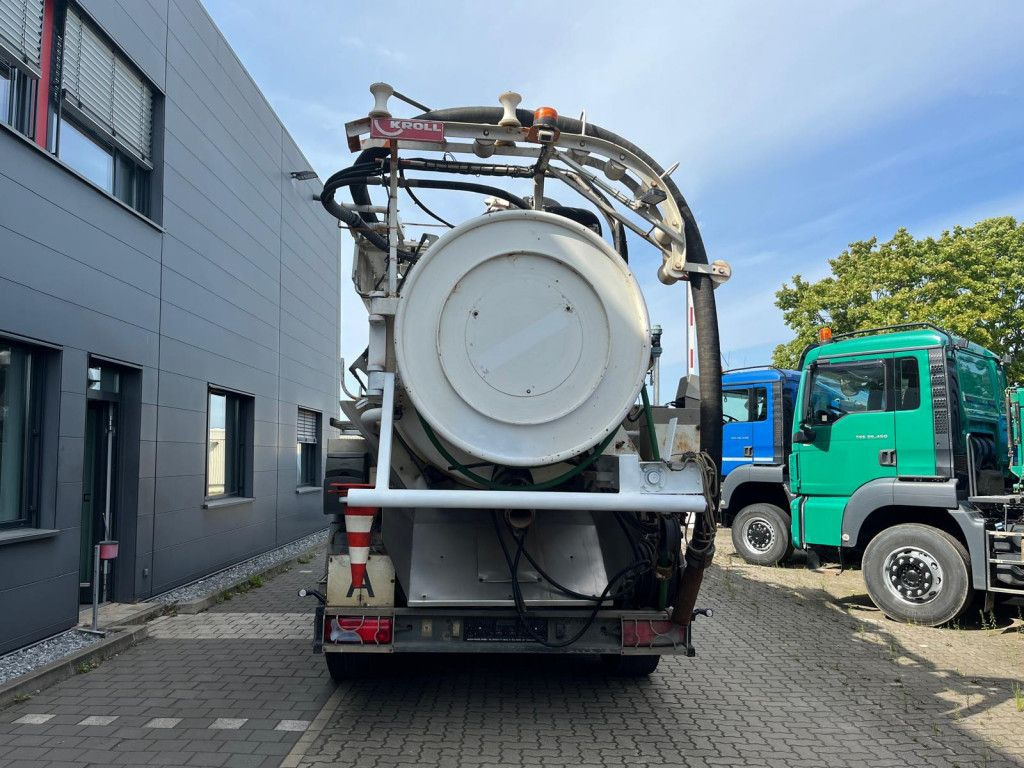 MAN TG-A 28.400 6x4-4 BL Saug + Spülwagen Funk - Vakuum lastebil: bilde 4 MAN TG-A 28.400 6x4-4 BL Saug + Spülwagen Funk - Vakuum lastebil: bilde 4
