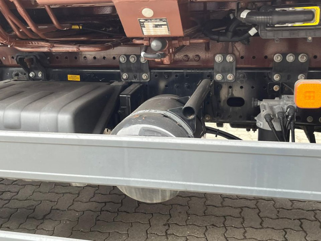 MAN TG-M 18.320 4x2 Absetzkipper Meiller, Funk - Liftdumper lastebil: bilde 4 MAN TG-M 18.320 4x2 Absetzkipper Meiller, Funk - Liftdumper lastebil: bilde 4