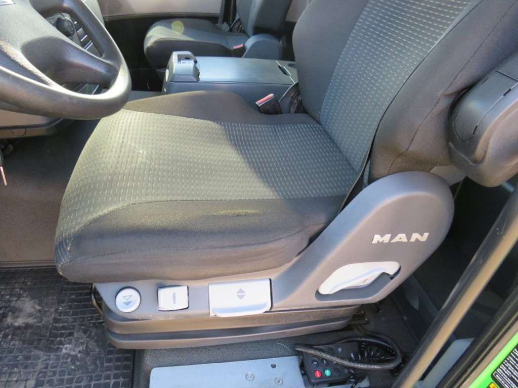 MAN TG-S 18.320 BL Abrollkipper - Krokbil: bilde 2 MAN TG-S 18.320 BL Abrollkipper - Krokbil: bilde 2