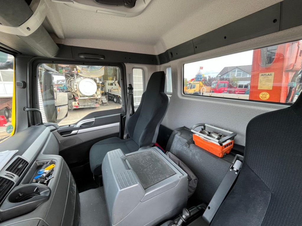 MAN TG-S 18.400 4x2 BL 2-Achs Kipper Kran Atlas 120+Funk - Tippbil, Kranbil: bilde 2 MAN TG-S 18.400 4x2 BL 2-Achs Kipper Kran Atlas 120+Funk - Tippbil, Kranbil: bilde 2