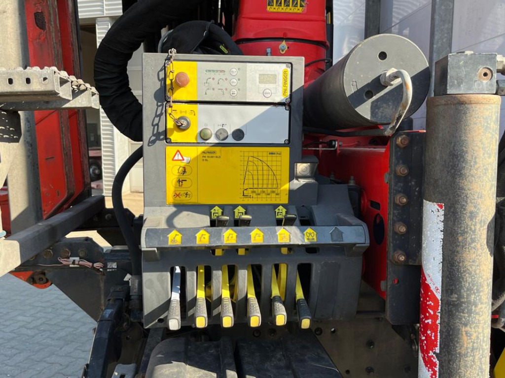 MAN TG-S 26.400 6x2-2 BL Pritsche Heckkran 5xhydr.Ausschub, Funk - Planbil, Kranbil: bilde 4 MAN TG-S 26.400 6x2-2 BL Pritsche Heckkran 5xhydr.Ausschub, Funk - Planbil, Kranbil: bilde 4