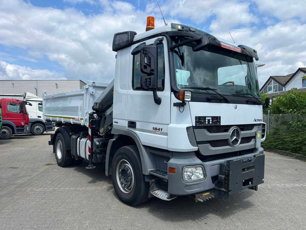 MERCEDES-BENZ Actros 1841 K 2-Achs Kipper Kran Funk 2xhydr+Greifer - Tippbil, Kranbil: bilde 5 MERCEDES-BENZ Actros 1841 K 2-Achs Kipper Kran Funk 2xhydr+Greifer - Tippbil, Kranbil: bilde 5